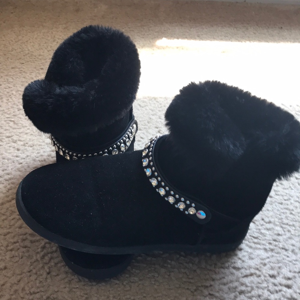 BOOTS WOMENS !!